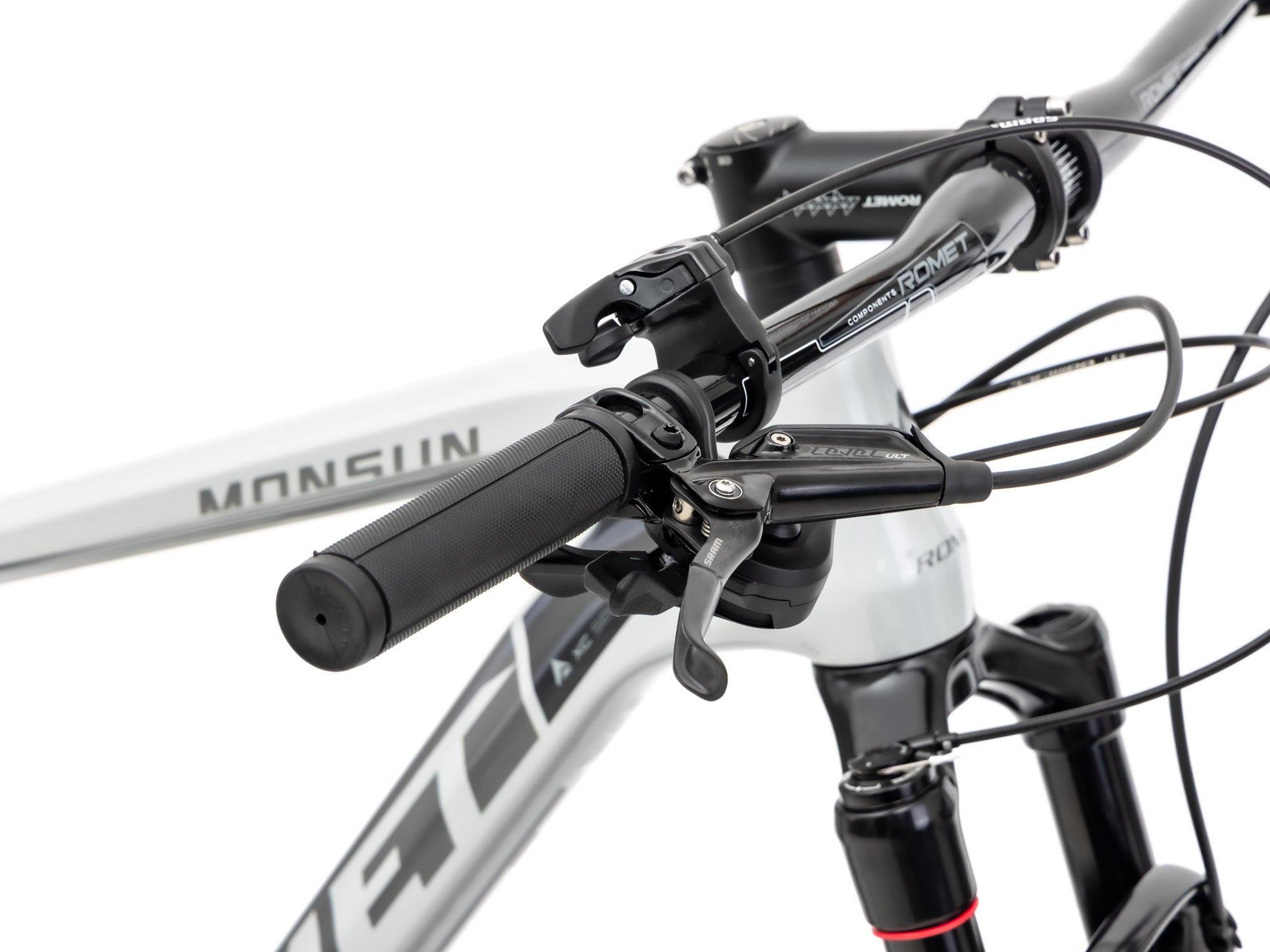 Bicicleta de montaña ROMET MONSUN 3.1